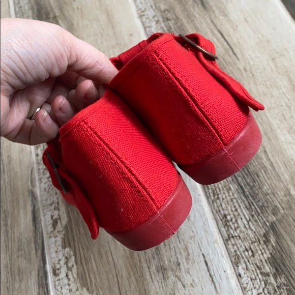 Ko’ton res canvas shoes, size 6 - Picture 3 of 5